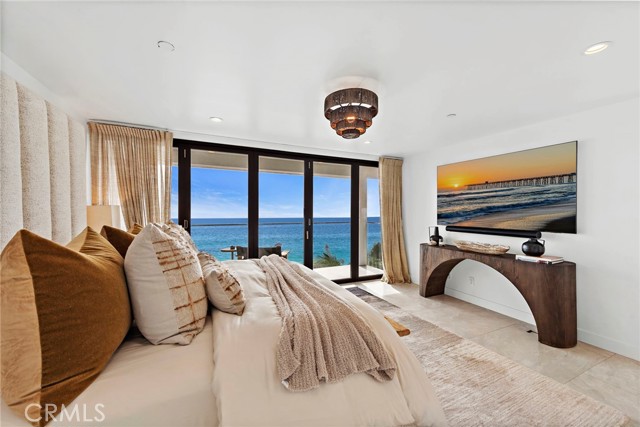 Detail Gallery Image 14 of 28 For 2545 Juanita Way, Laguna Beach,  CA 92651 - 4 Beds | 4 Baths