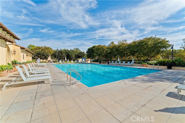 38 Stepping Stone, Irvine CA: https://media.crmls.org/medias/470e607b-ad59-44bb-b77d-e9291e10cdf3.jpg