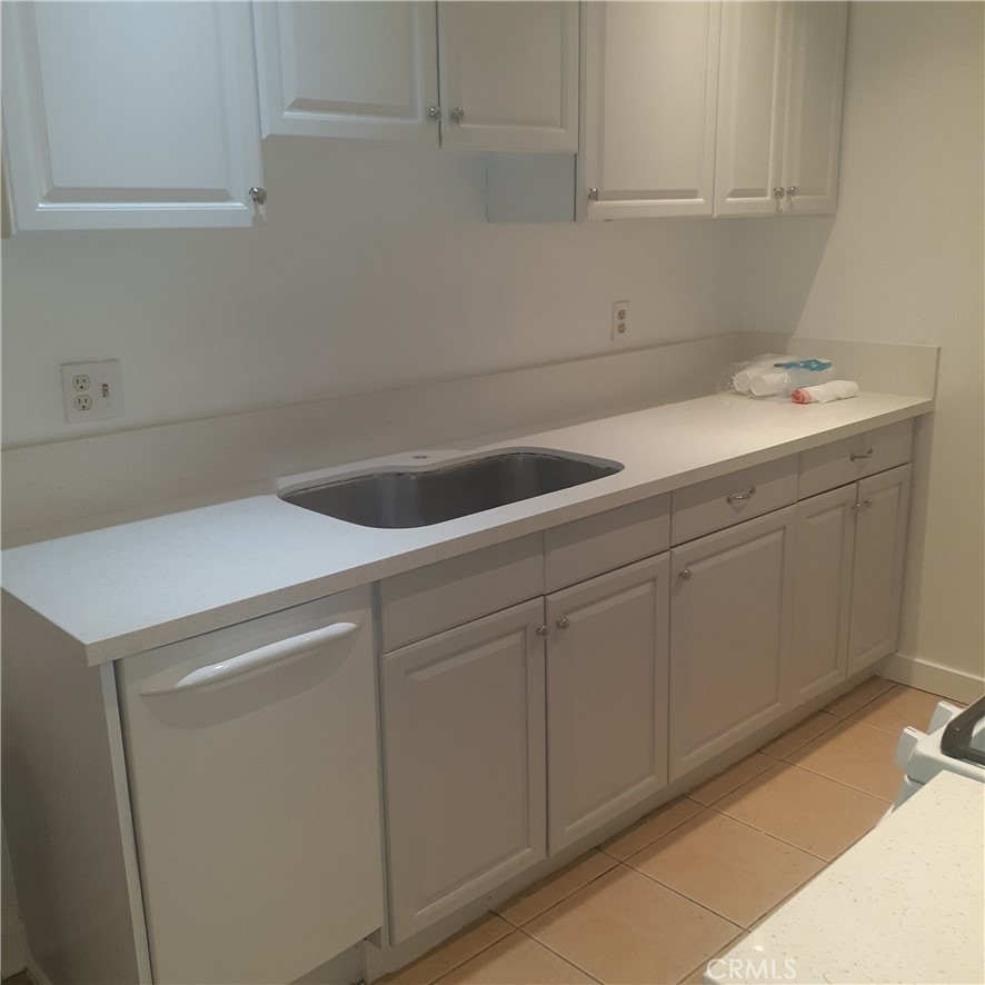 MLS #SB25273055 image #2