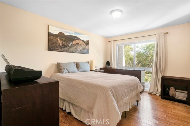 2292 Hillsbury Road, Westlake Village CA: https://media.crmls.org/medias/470f0b10-3462-47ab-a613-9d3cb2bc223b.jpg
