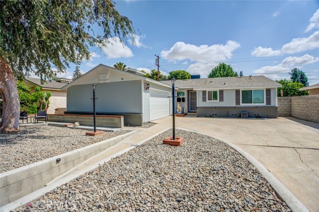 2905 Arnold Street, Bakersfield CA: https://media.crmls.org/medias/470f3d2d-f5aa-4cfc-a4f9-caa1ed004fda.jpg
