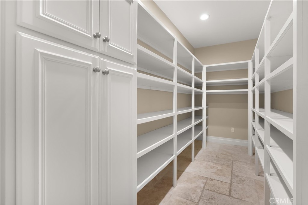 470f8627 68b9 420b A894 5ffdcc6d26d1