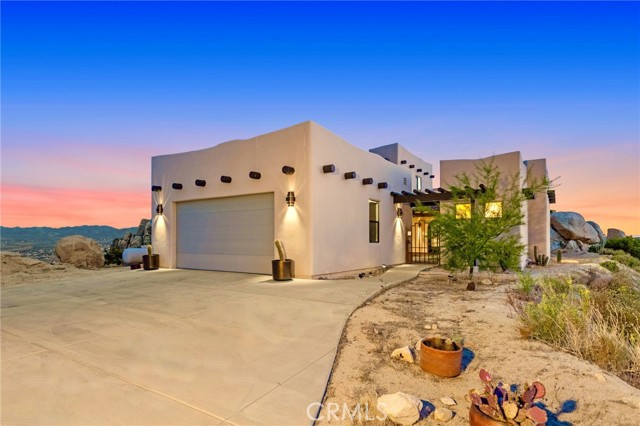 Detail Gallery Image 2 of 75 For 57315 Tecuya Dr, Yucca Valley,  CA 92284 - 4 Beds | 3/1 Baths