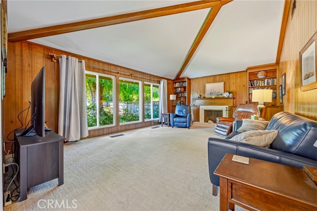 Image 18 of 67 For 1035 North Bear Creek Dr