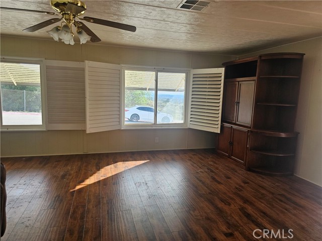 Detail Gallery Image 16 of 23 For 12151 Fremont #47,  Yucaipa,  CA 92399 - 3 Beds | 2 Baths