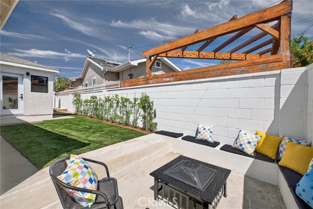 Detail Gallery Image 7 of 29 For 2861 Pinckard Ave, Redondo Beach,  CA 90278 - 3 Beds | 2 Baths