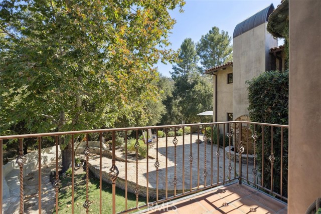 Detail Gallery Image 35 of 54 For 2040 Mckain St, Calabasas,  CA 91302 - 4 Beds | 4/1 Baths