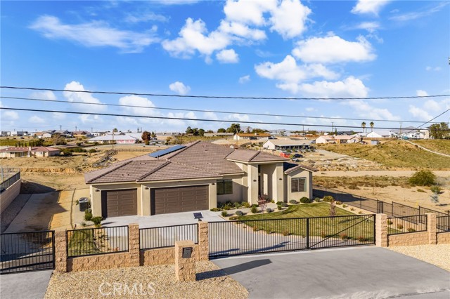 Detail Gallery Image 3 of 72 For 17840 Talisman St, Hesperia,  CA 92345 - 4 Beds | 3/1 Baths