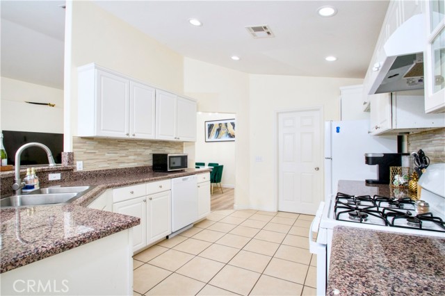 Image 9 of 20 For 66338 6th Street