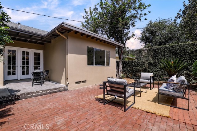 802 S Arroyo Boulevard, Pasadena CA: https://media.crmls.org/medias/4713a3e5-e044-437e-864a-29eb4f155ed1.jpg