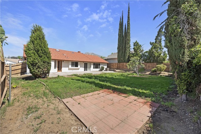 24185 Rimview Road, Moreno Valley CA: https://media.crmls.org/medias/47146125-0b88-45d5-a7e0-febc1d631227.jpg