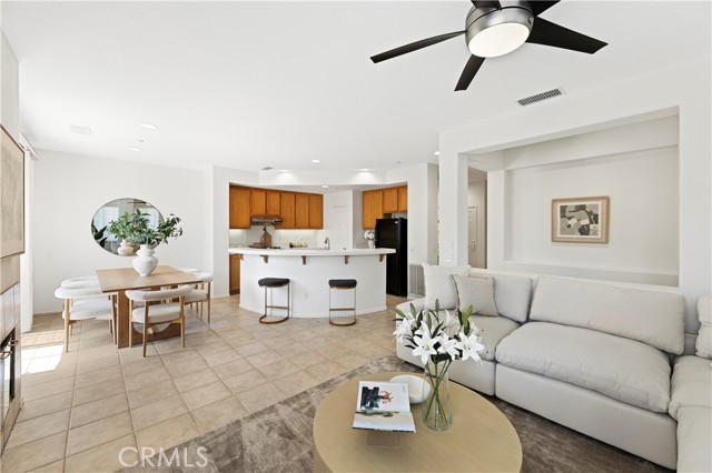 Detail Gallery Image 12 of 33 For 14 Lilac, Irvine,  CA 92618 - 3 Beds | 3 Baths