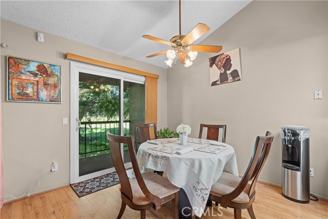 Detail Gallery Image 11 of 29 For 3204 Little Mountain Dr #B,  San Bernardino,  CA 92405 - 3 Beds | 2 Baths