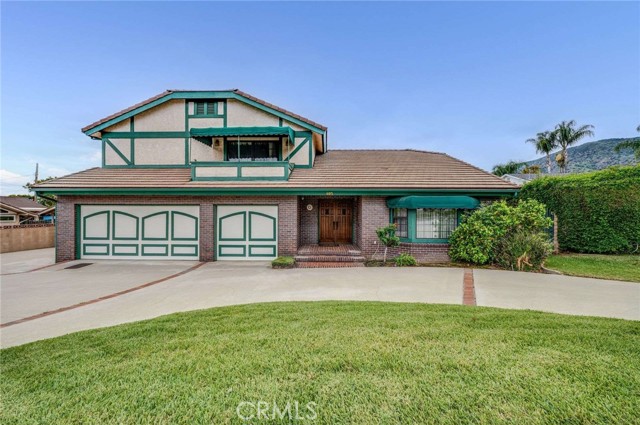 605 N Live Oak, Glendora CA: https://media.crmls.org/medias/4715358b-ea90-43cc-9ceb-6b3c2dbcb5c8.jpg