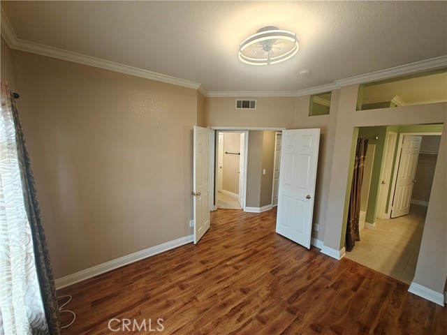 1095 S San Marino Way, Anaheim CA: https://media.crmls.org/medias/4715c2dd-ac3f-484b-92dd-4057e6b7d810.jpg