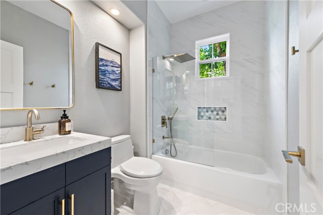 Detail Gallery Image 24 of 59 For 29 Hallcrest Dr, Ladera Ranch,  CA 92694 - 5 Beds | 5 Baths