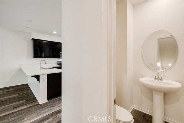 Detail Gallery Image 15 of 54 For 14424 Lily Ln #5,  Gardena,  CA 90247 - 3 Beds | 3/1 Baths