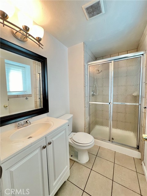 Detail Gallery Image 18 of 22 For 1071 Clark St, Riverside,  CA 92501 - 3 Beds | 2/1 Baths