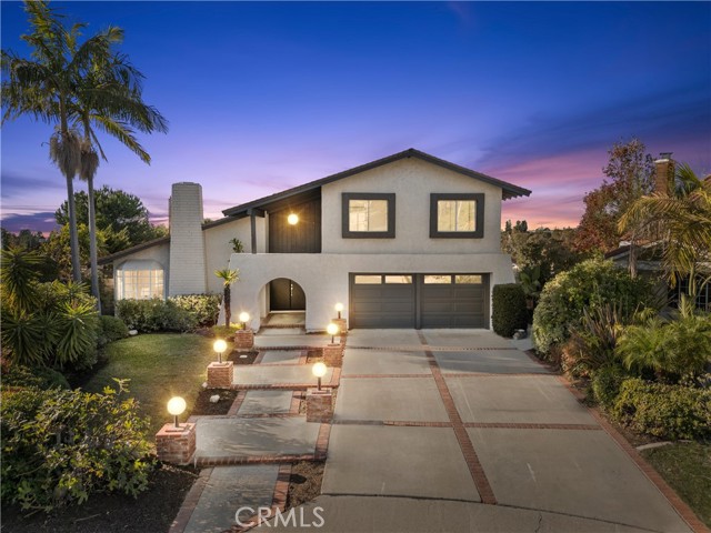 Detail Gallery Image 2 of 48 For 5711 Placerville Pl, Yorba Linda,  CA 92886 - 5 Beds | 2/1 Baths