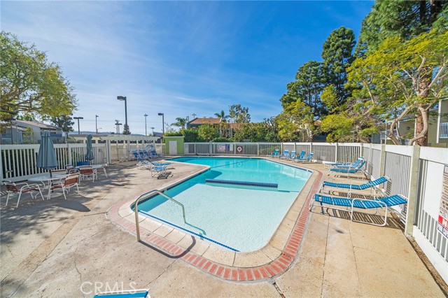 605 Prospect Avenue, Redondo Beach, California 90277, 1 Bedroom Bedrooms, ,1 BathroomBathrooms,Residential,Sold,Prospect,PV22202774