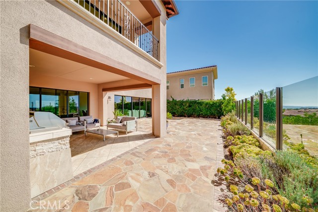 17 Calliope, Lake Forest CA: https://media.crmls.org/medias/4717d115-77c1-4b9d-a564-649b6d4da973.jpg