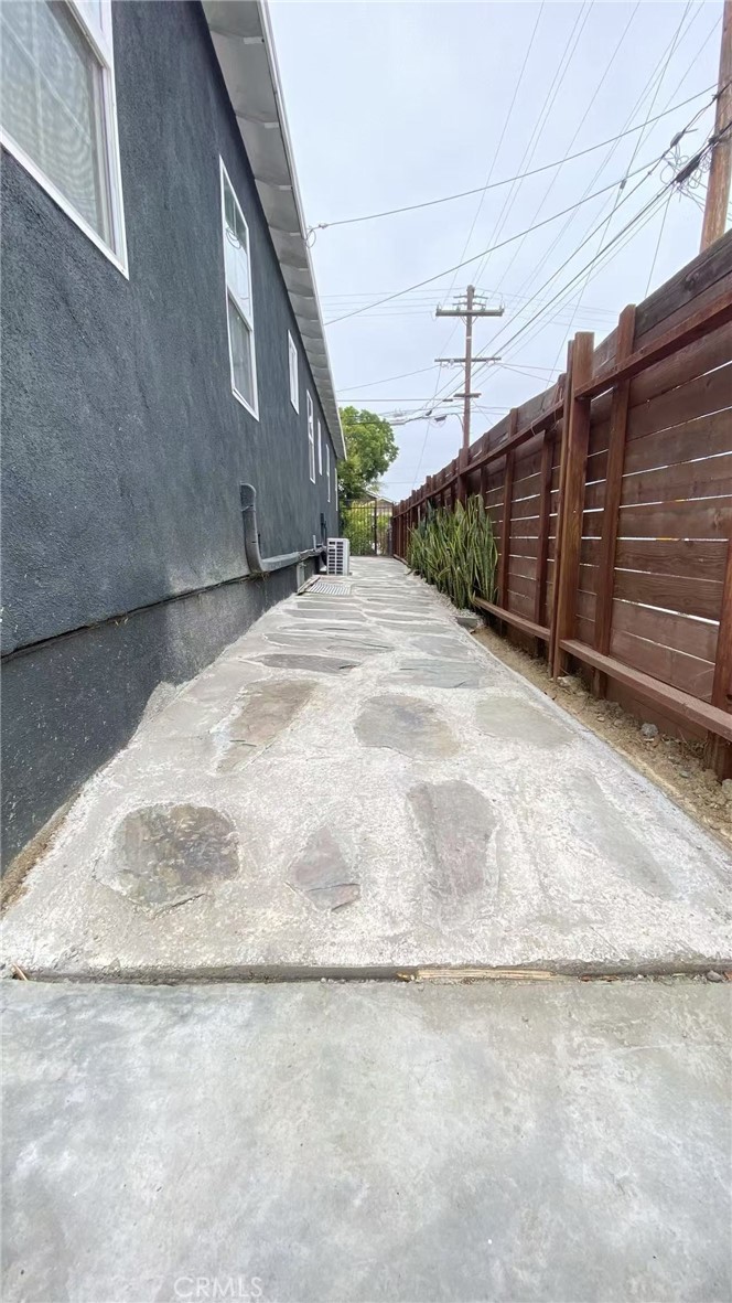 https://media.crmls.org/medias/4718040c-1219-44e9-9a09-12276b87aac0.jpg?preset=X-Large