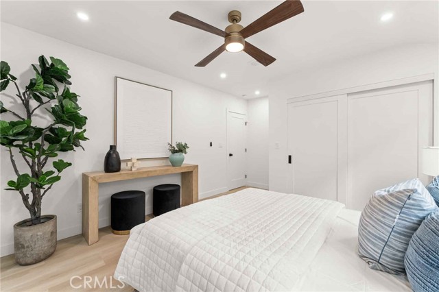 11408 Waterford Street, Los Angeles CA: https://media.crmls.org/medias/4718cd27-e9e2-4289-ae04-4926996385d6.jpg