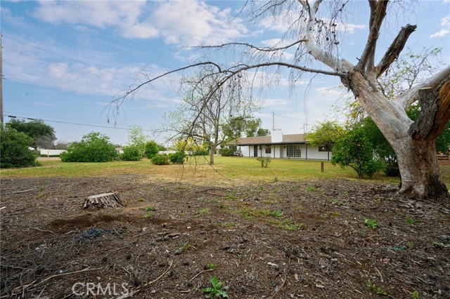 Detail Gallery Image 37 of 39 For 7980 Halbrook, Jurupa Valley,  CA 92509 - 5 Beds | 2 Baths