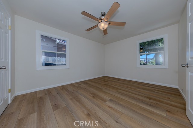 Image 35 of 62 For 818 Stearns Avenue