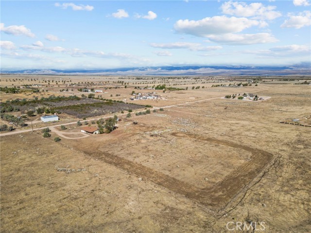 47322 180th W, Lancaster CA: https://media.crmls.org/medias/471a1fb0-f83f-4f31-b506-059895f6f501.jpg