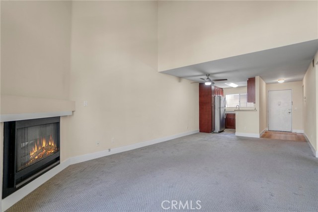 Detail Gallery Image 8 of 20 For 21500 Burbank #310,  Woodland Hills,  CA 91367 - 2 Beds | 2 Baths