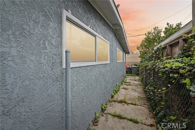 Detail Gallery Image 2 of 39 For 1145 Milton St, Torrance,  CA 90502 - 2 Beds | 1 Baths