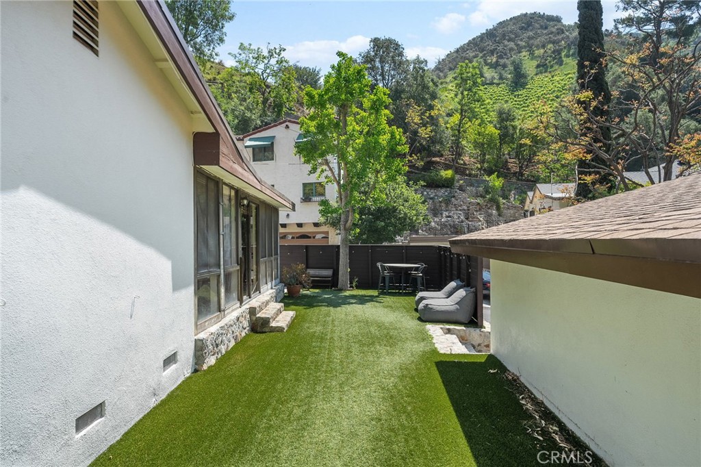 925 country club driveBurbank img 8