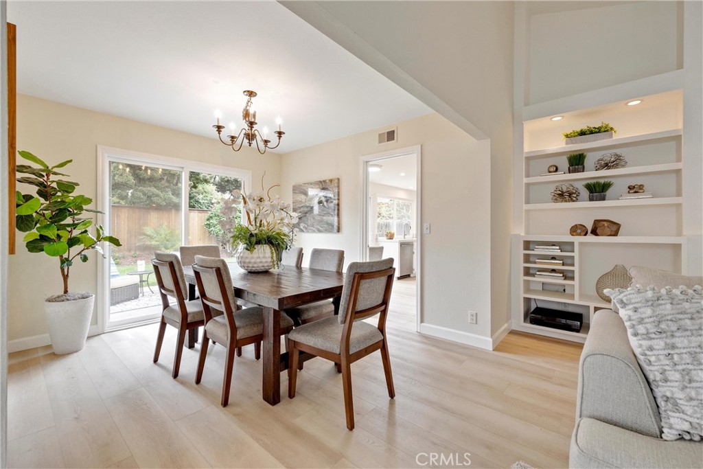 MLS #OC25132194 image #7