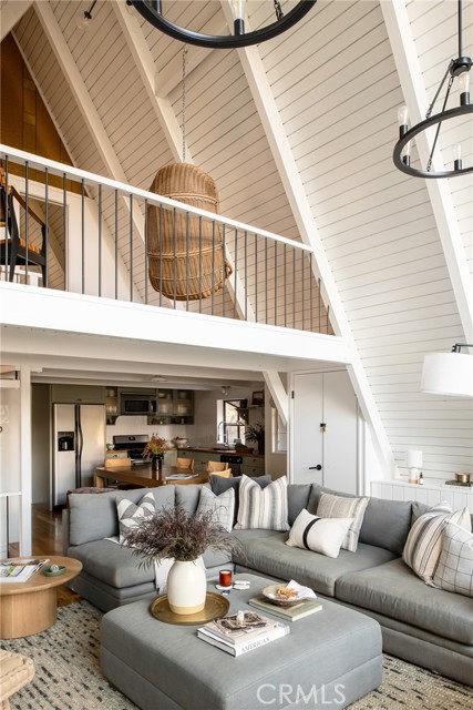 Detail Gallery Image 5 of 32 For 27582 North Bay, Lake Arrowhead,  CA 92352 - 3 Beds | 2 Baths