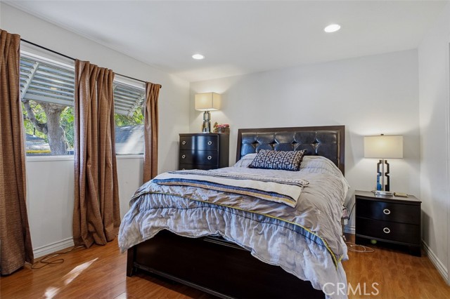 Detail Gallery Image 11 of 21 For 23777 Mulholland Hwy #203,  Calabasas,  CA 91302 - 3 Beds | 2 Baths
