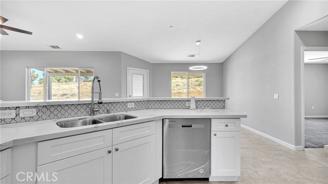 Detail Gallery Image 24 of 43 For 7939 Lassen Ave, Hesperia,  CA 92345 - 4 Beds | 2/1 Baths