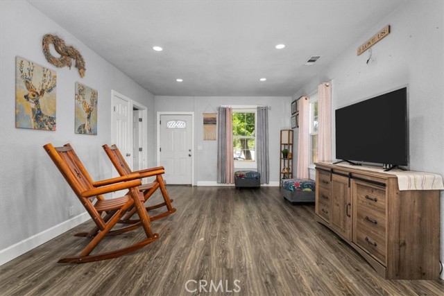 Detail Gallery Image 6 of 53 For 1158 Madison St, Red Bluff,  CA 96080 - 4 Beds | 3 Baths