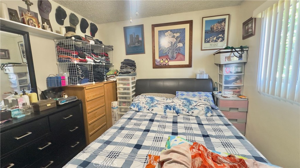 MLS #WS25065725 img 2