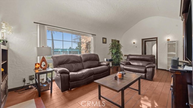 Detail Gallery Image 8 of 34 For 750 Palm Ave, Beaumont,  CA 92223 - 2 Beds | 1 Baths