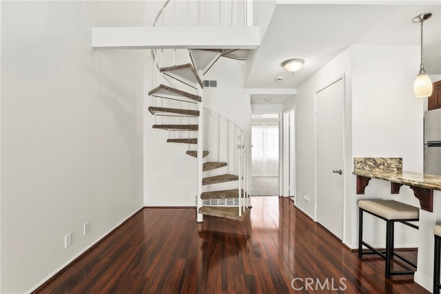 Detail Gallery Image 11 of 26 For 12330 Osborne St #86,  Pacoima,  CA 91331 - 1 Beds | 1 Baths