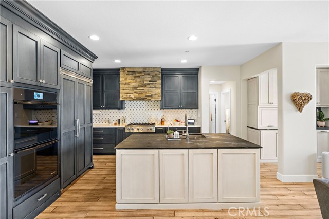 Detail Gallery Image 1 of 52 For 18 via Belleza, San Clemente,  CA 92673 - 5 Beds | 3 Baths