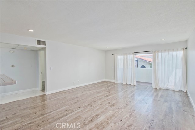 5454 Zelzah Avenue, Encino CA: https://media.crmls.org/medias/471fcd9a-487e-4a8f-9205-881773719612.jpg