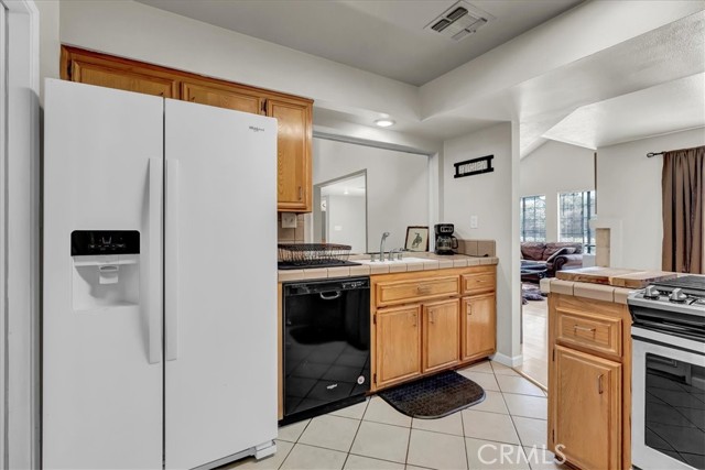 Detail Gallery Image 13 of 43 For 915 Moran Ct, Paso Robles,  CA 93446 - 3 Beds | 2 Baths