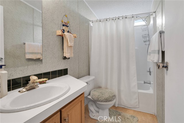 Detail Gallery Image 20 of 51 For 13365 Aster Rd, Victorville,  CA 92392 - 4 Beds | 2 Baths