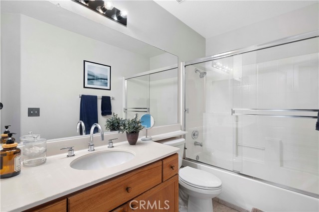 Detail Gallery Image 13 of 23 For 605 N Pageant #B,  Orange,  CA 92869 - 2 Beds | 2/1 Baths