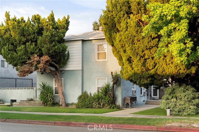 1608 Grismer Avenue, Burbank CA: https://media.crmls.org/medias/4721abbd-1ee4-4e04-bf1c-6045c0d63b78.jpg