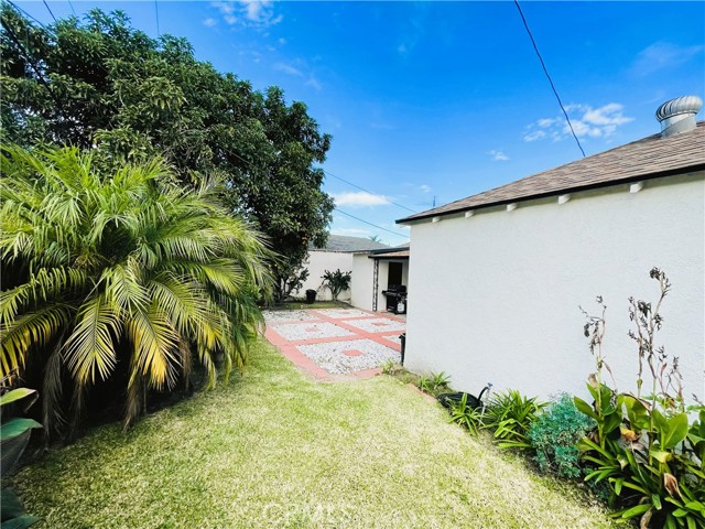 Detail Gallery Image 15 of 16 For 11313 Pennsylvania, South Gate,  CA 90280 - 3 Beds | 2 Baths