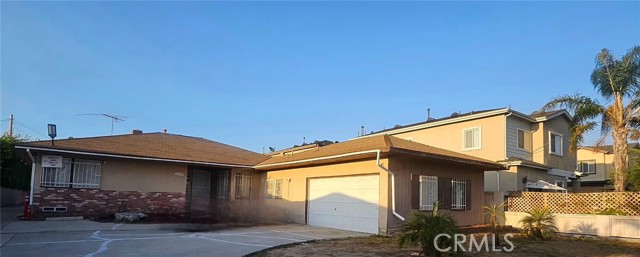 1261 W 139th Street, Gardena CA: https://media.crmls.org/medias/4722f296-ddad-4f75-9d0f-97f0771c1b8c.jpg