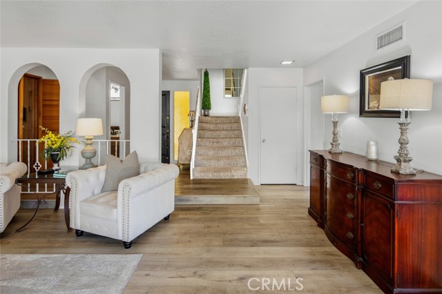 15232 Lille Circle, Irvine CA: https://media.crmls.org/medias/47231c1c-8342-44e0-bb51-82ac88eba9fb.jpg